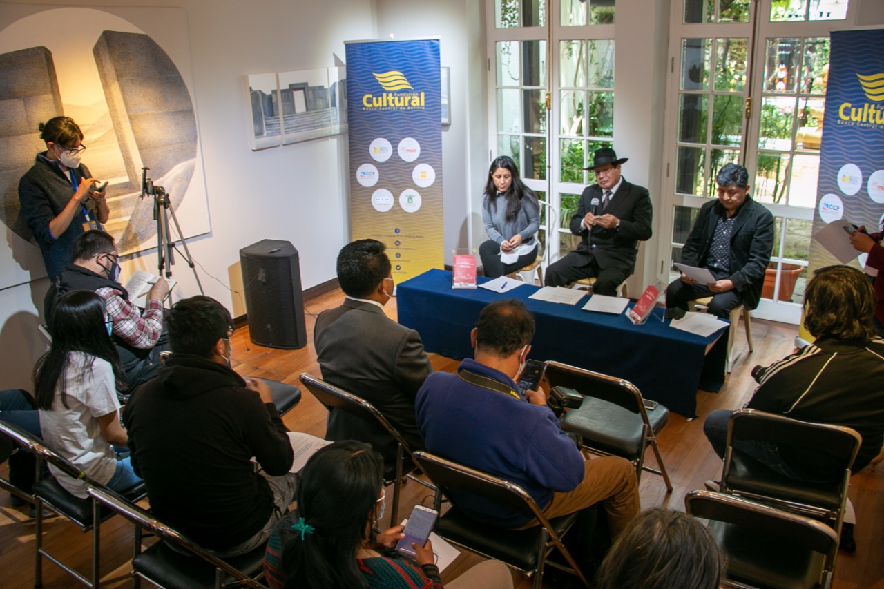 FC-BCB presenta a ganadores del concurso Letras e Imágenes del Nuevo Tiempo “Sacaba y Senkata: Noviembre en la memoria”