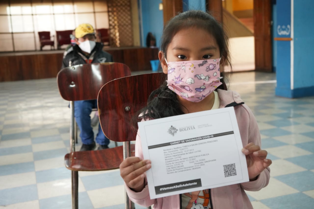 Presidente agradece a padres de familia por llevar a vacunar a sus hijos desde los 5 años