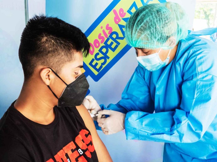 Bolivia supera el 59% de cobertura en la vacunación contra el COVID-19