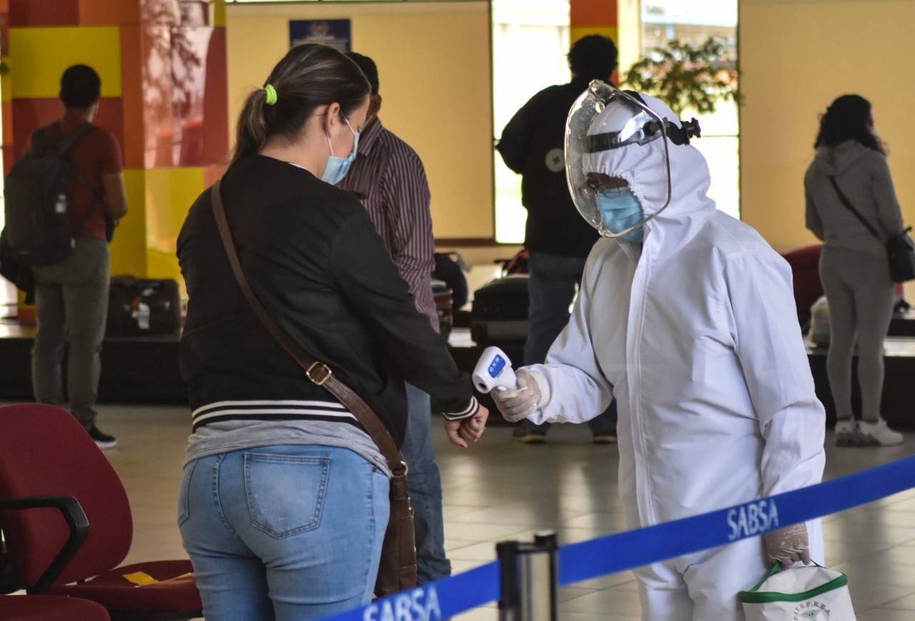 COVID-19: Bolivia cierra fronteras con Brasil por siete días (Adelanto)