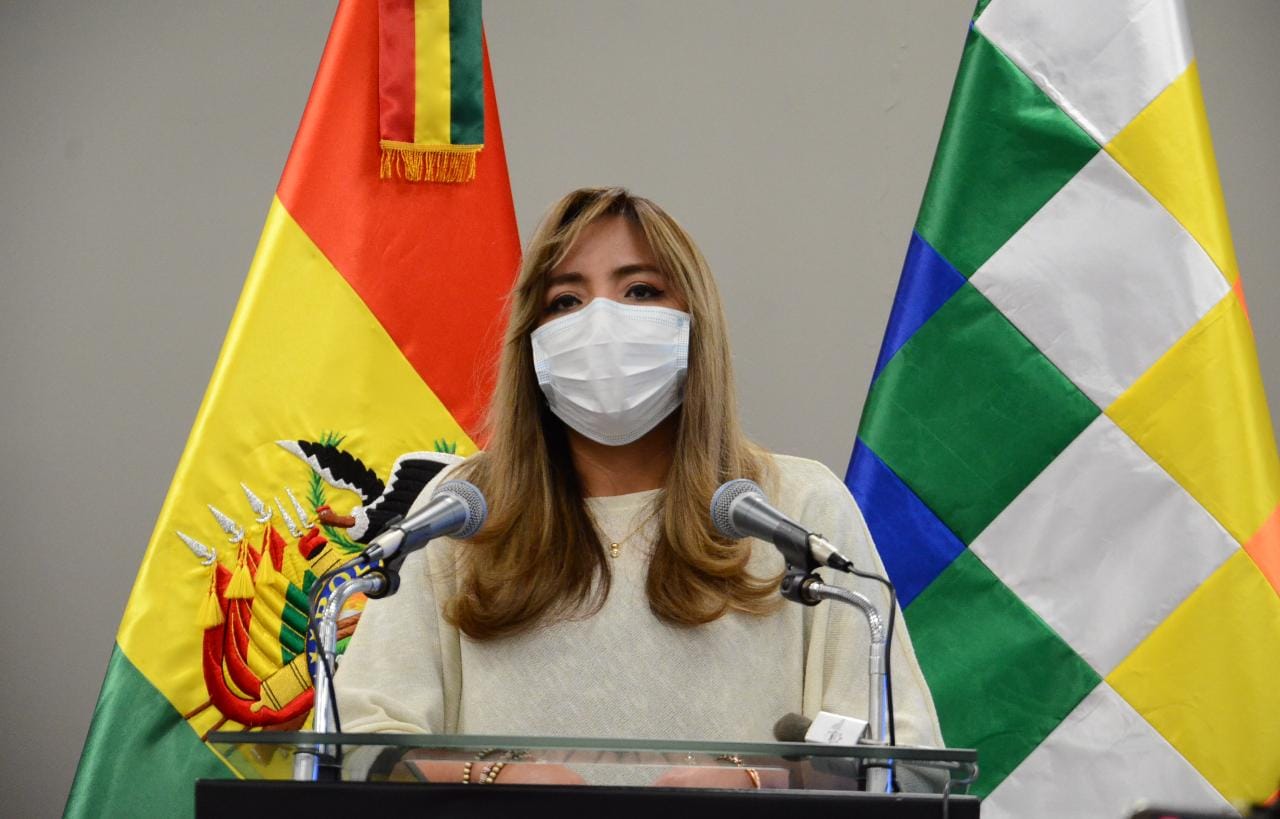 Viceministra: Oposición le miente al país con una campaña de desinformación en RRSS y algunos medios de comunicación