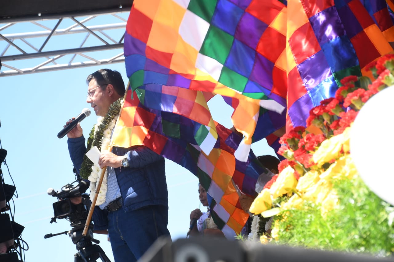 Presidente Arce: “Nuestra wiphala nos muestra el camino de la unidad, nos muestra el camino de la resistencia, de la lucha”
