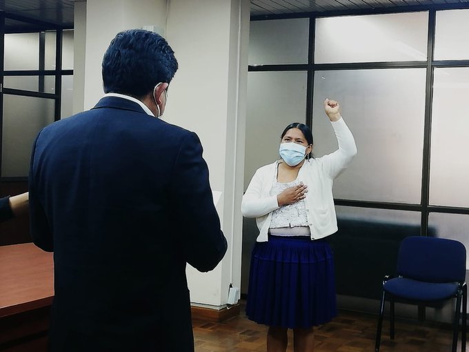 Arminda Choque es posesionada como la nueva directora de AASANA
