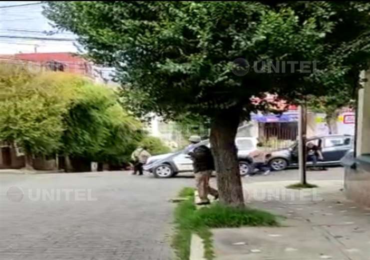 Policía activa “plan Z” para dar con atracadores que robaron $us 40.000 en La Paz