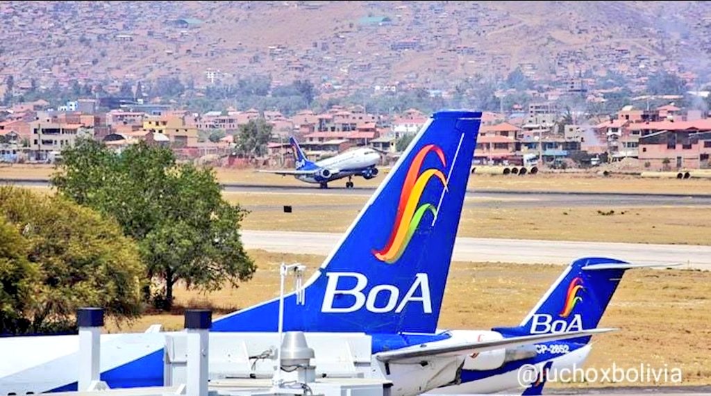 Presidente destaca envío de aeronaves para repatriar a compatriotas varados por cierre de fronteras con Brasil