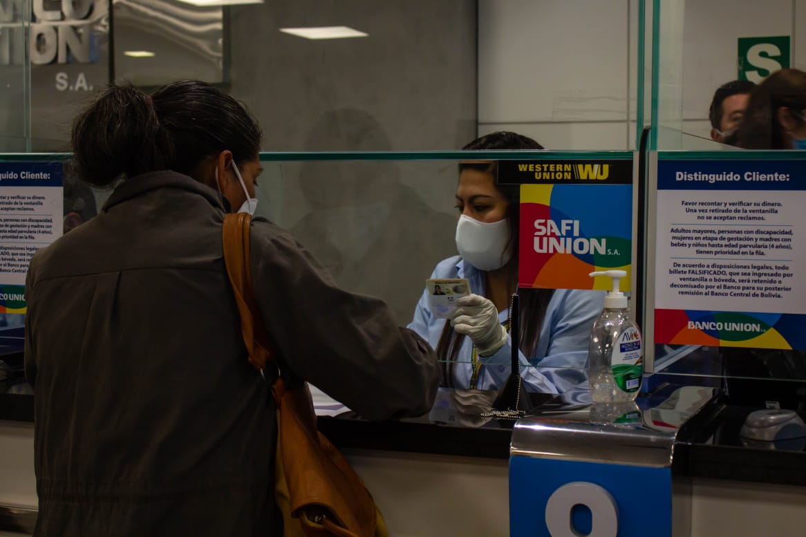 Ministerio de Economía: Sistema Financiero tiene una cobertura de mora de 188,6%