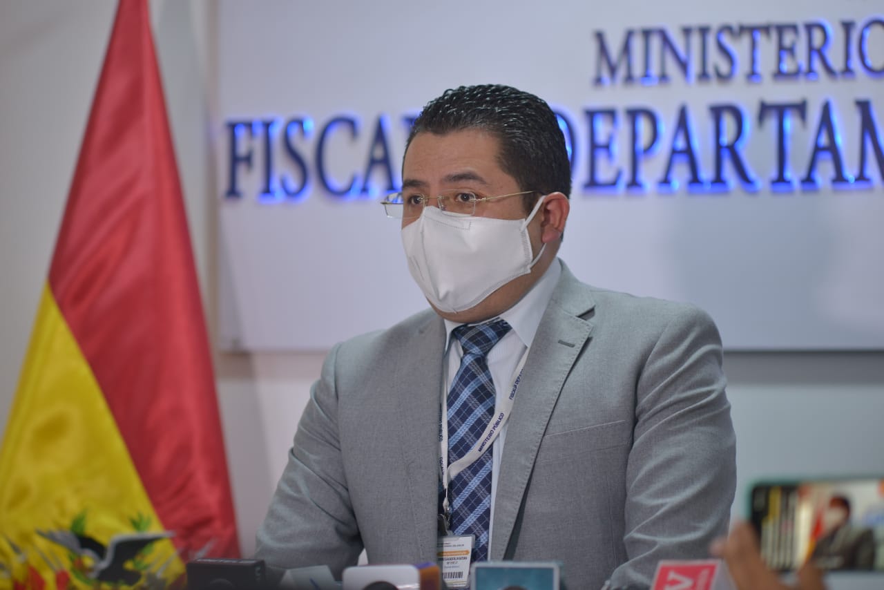 Aprehenden a funcionaria de Entel acusada de desviar $us 500.000 durante la gestión de Áñez