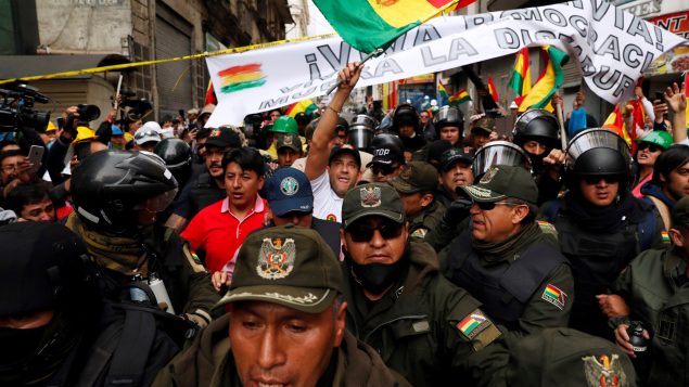 Exministro: La insubordinación y conspiración de algunos policías comenzó el 20 de octubre de 2019