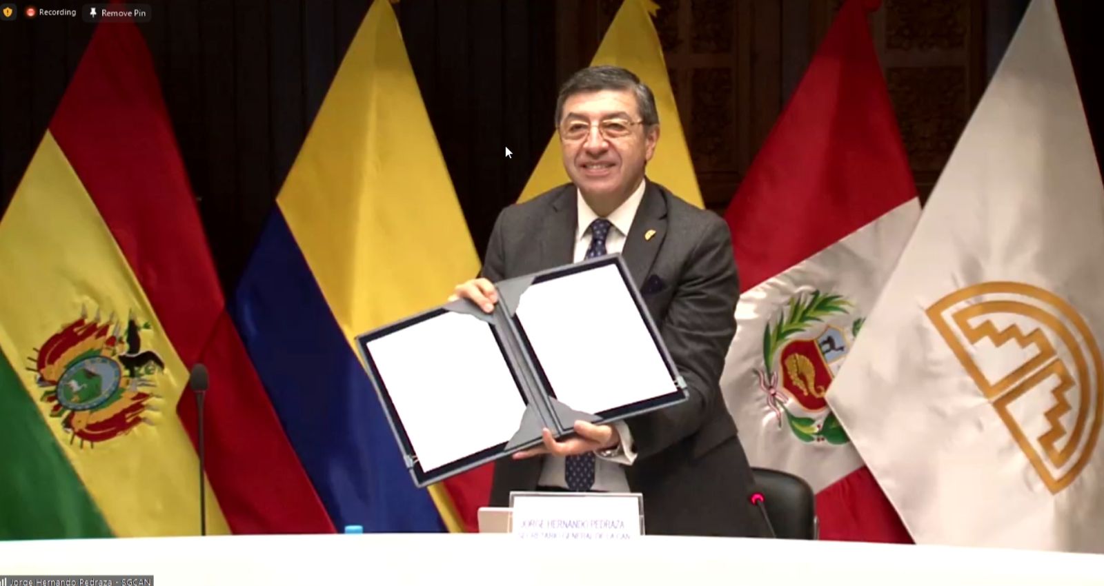 Secretaría de la CAN y Comisión Económica Euroasiática firman programa de cooperación en políticas de competencia