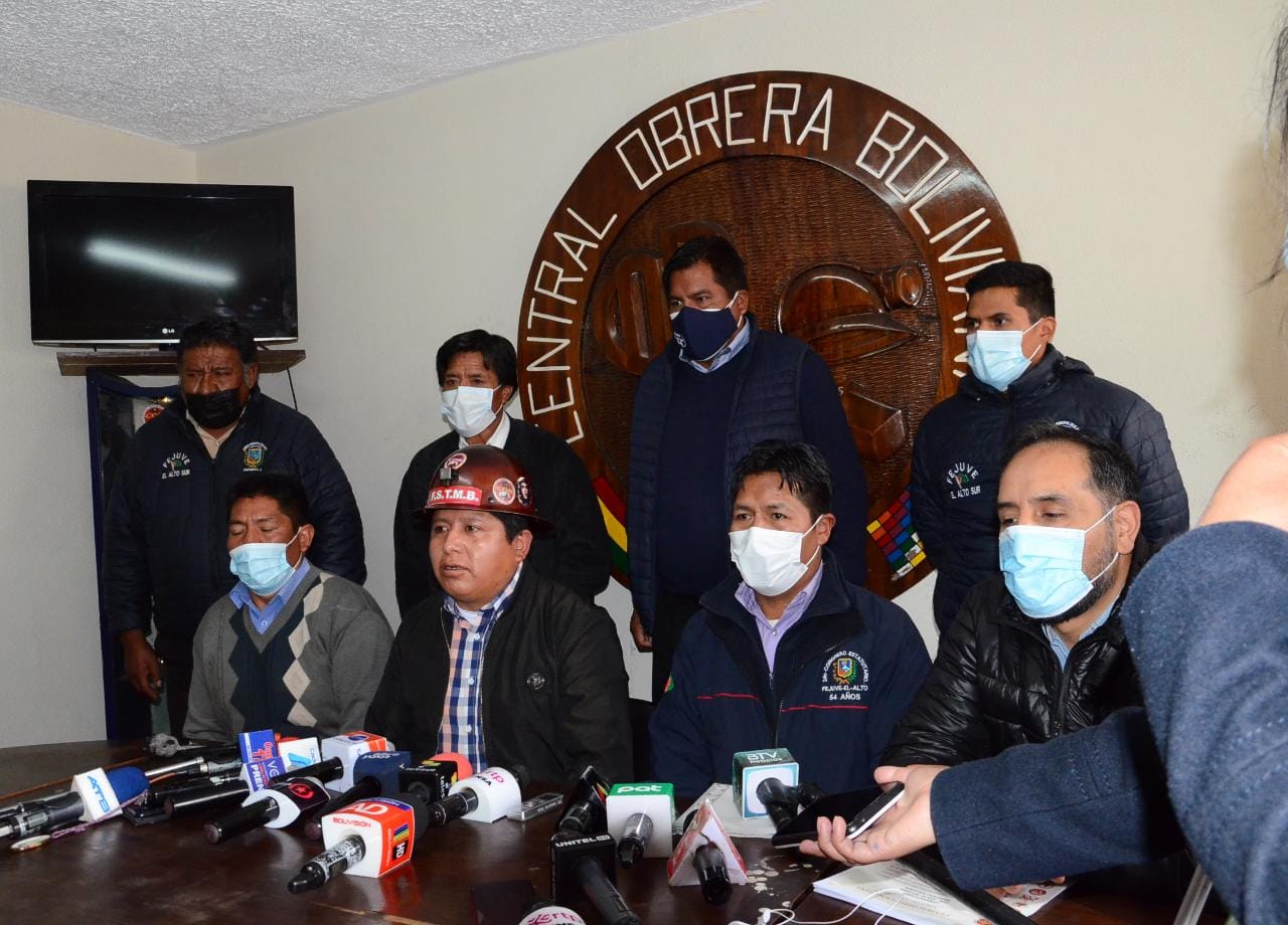 La COB y la Fejuve de El Alto acuerdan alianza para para defender la democracia y respaldar al Gobierno