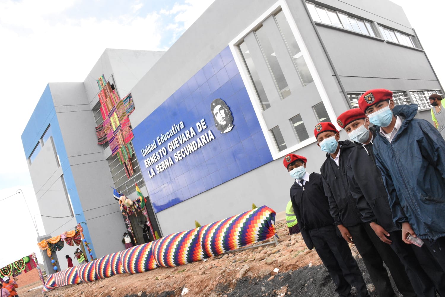 Gobierno inaugura Unidad Educativa Ernesto Guevara de la Serna, en Oruro