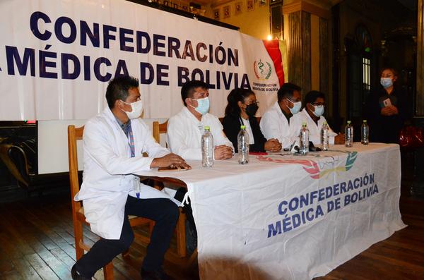 Confederación Médica de Bolivia rechaza movilizaciones de “grupos políticos”
