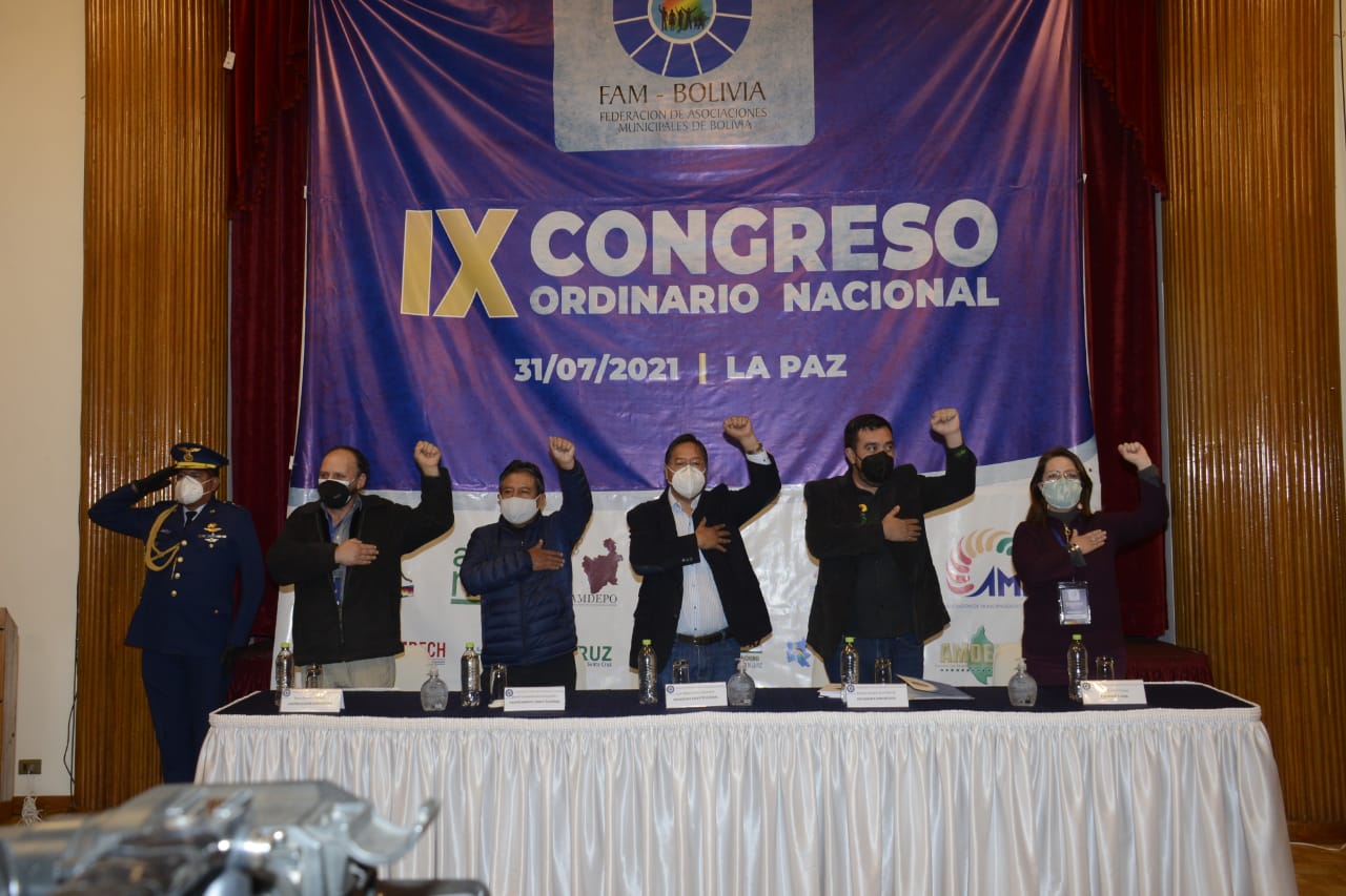 Presidente Arce reafirma respaldo del Gobierno a los municipios y apoyo para incrementar su capacidad productiva