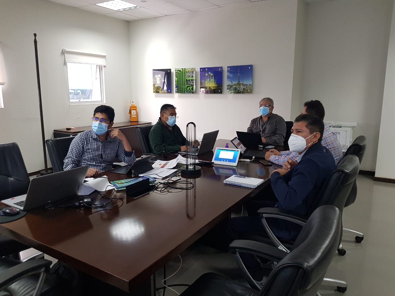 ANH y YPFB coordinan trabajo conjunto para garantizar abastecimiento de combustibles en el país