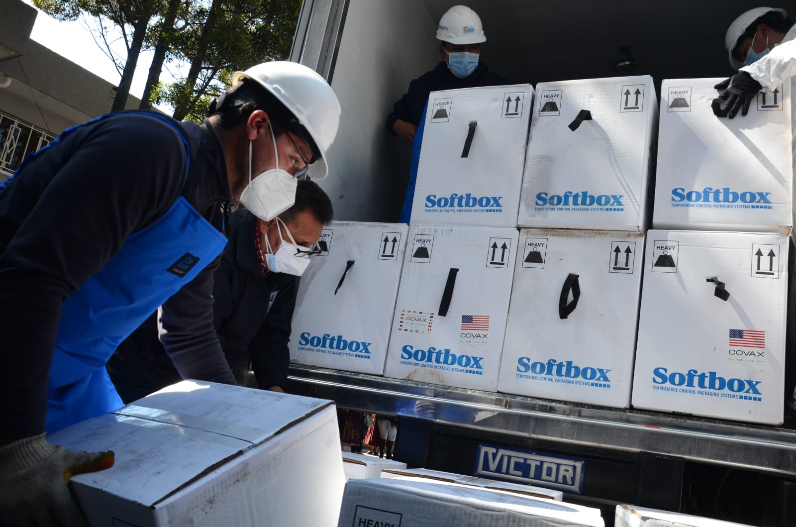 Llega a Bolivia un nuevo lote de 188.370 vacunas Pfizer a través del mecanismo COVAX (amplia)