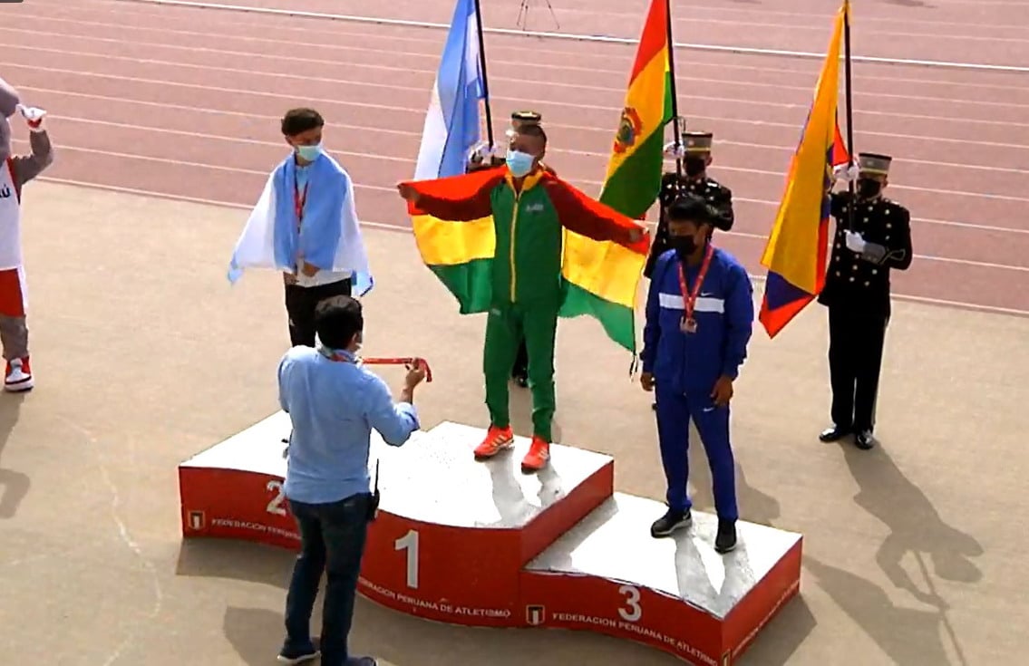 Atleta boliviano gana campeonato sudamericano en categoría de 5.000 metros planos