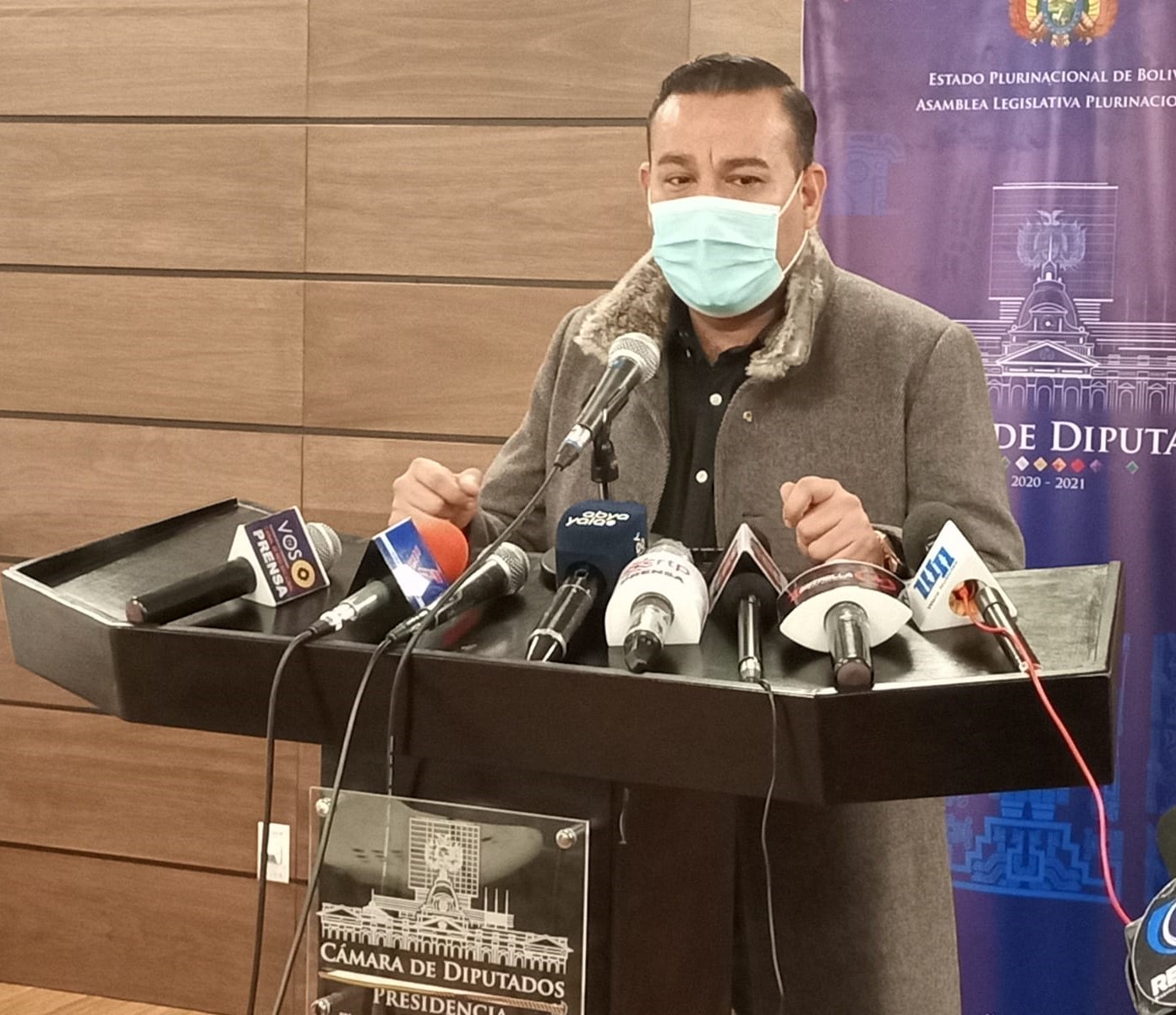 Diputado sospecha que denuncia de Camacho contra Costas busque distraer la atención pública sobre los ítems fantasmas