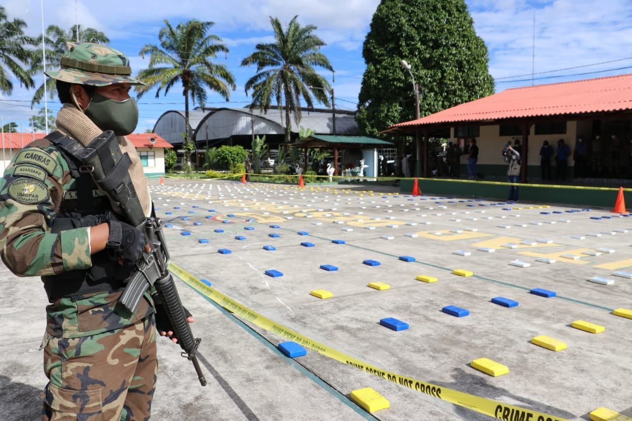 FELCN secuestra más de media tonelada de droga y aprehende a nueve personas en operativos