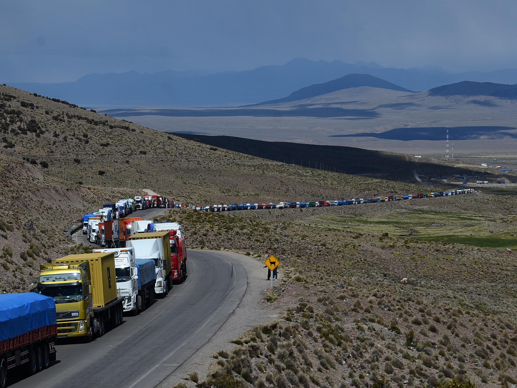 Tras acuerdo con Chile, Inlasa comienza hoy la toma de muestras para agilizar paso de transportistas en frontera
