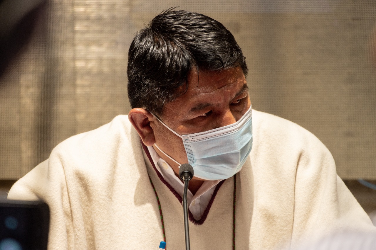 Gobernador de Potosí aclara denuncias sobre supuestas irregularidades por adquisición de ambulancias