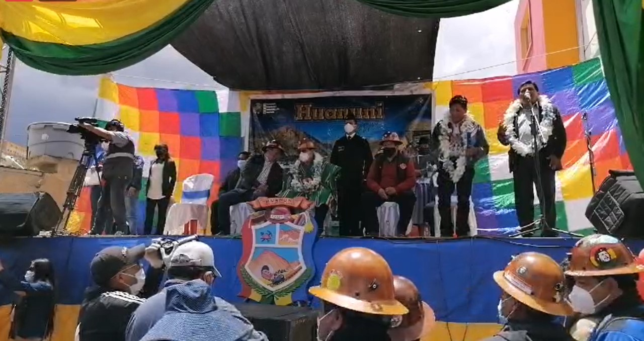 Presidente Arce entrega Centro Programa de Atención a la Niñez en Huanuni