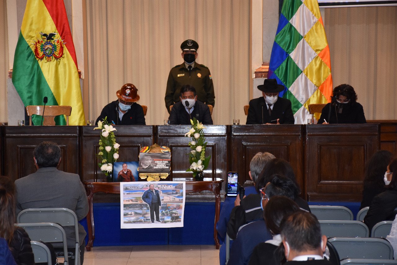 Vicepresidente rinde homenaje al “Huracán” Ramírez y resalta su aporte “fundamental” al proceso de cambio