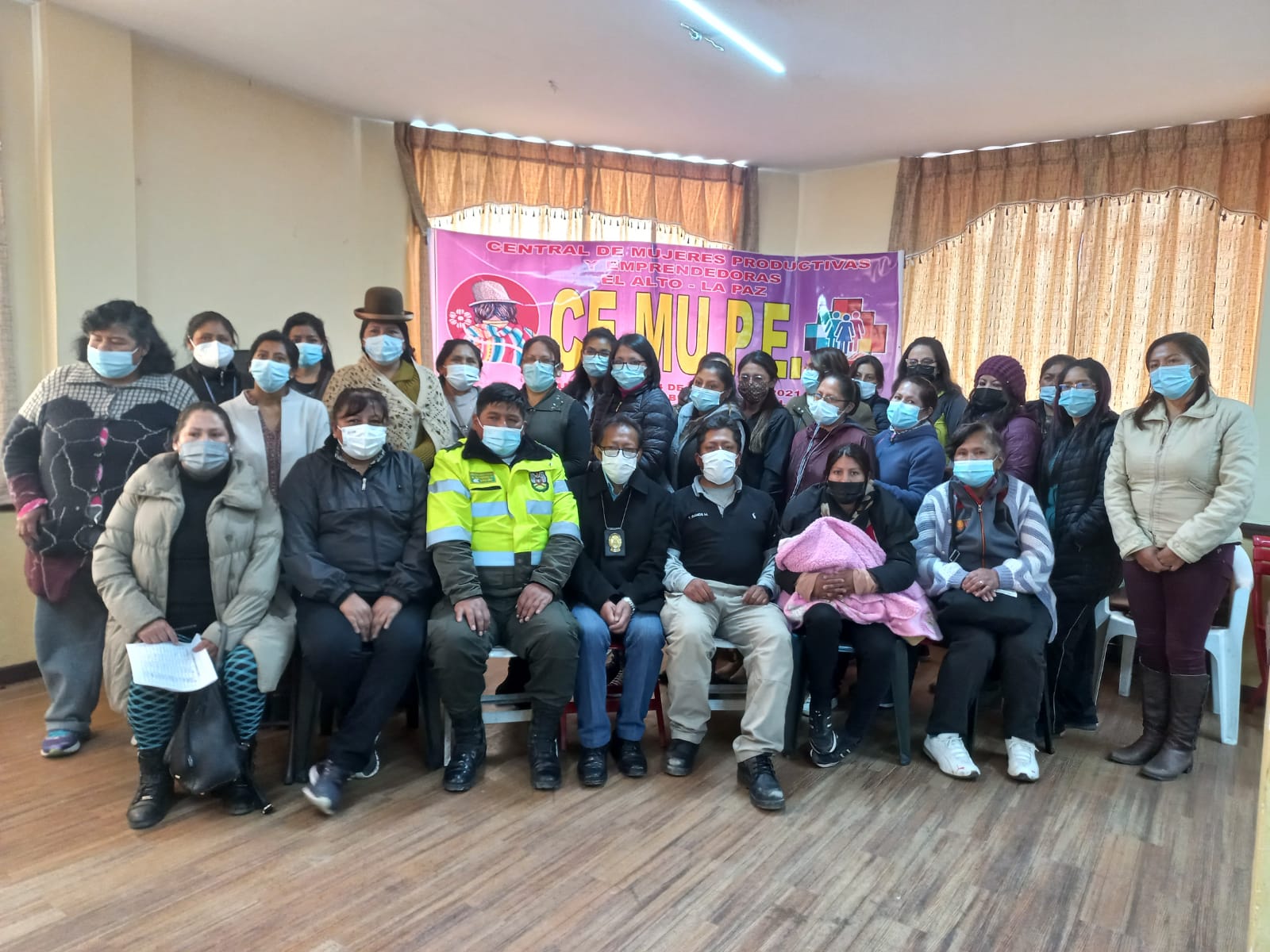 La lucha contra la violencia las unió y ahora lideran la Central de Mujeres Productivas Emprendedoras de El Alto