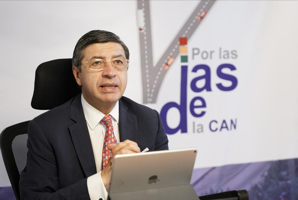 El Secretario General de la CAN expresa solidaridad con el canciller Mayta que dio positivo a COVID-19