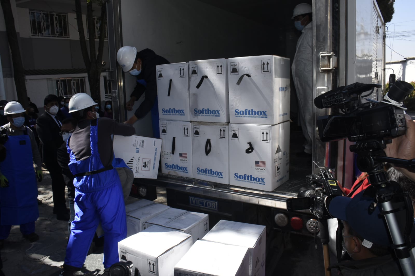 Llega a Bolivia un nuevo lote de 188.370 vacunas Pfizer a través del mecanismo COVAX (adelanto)