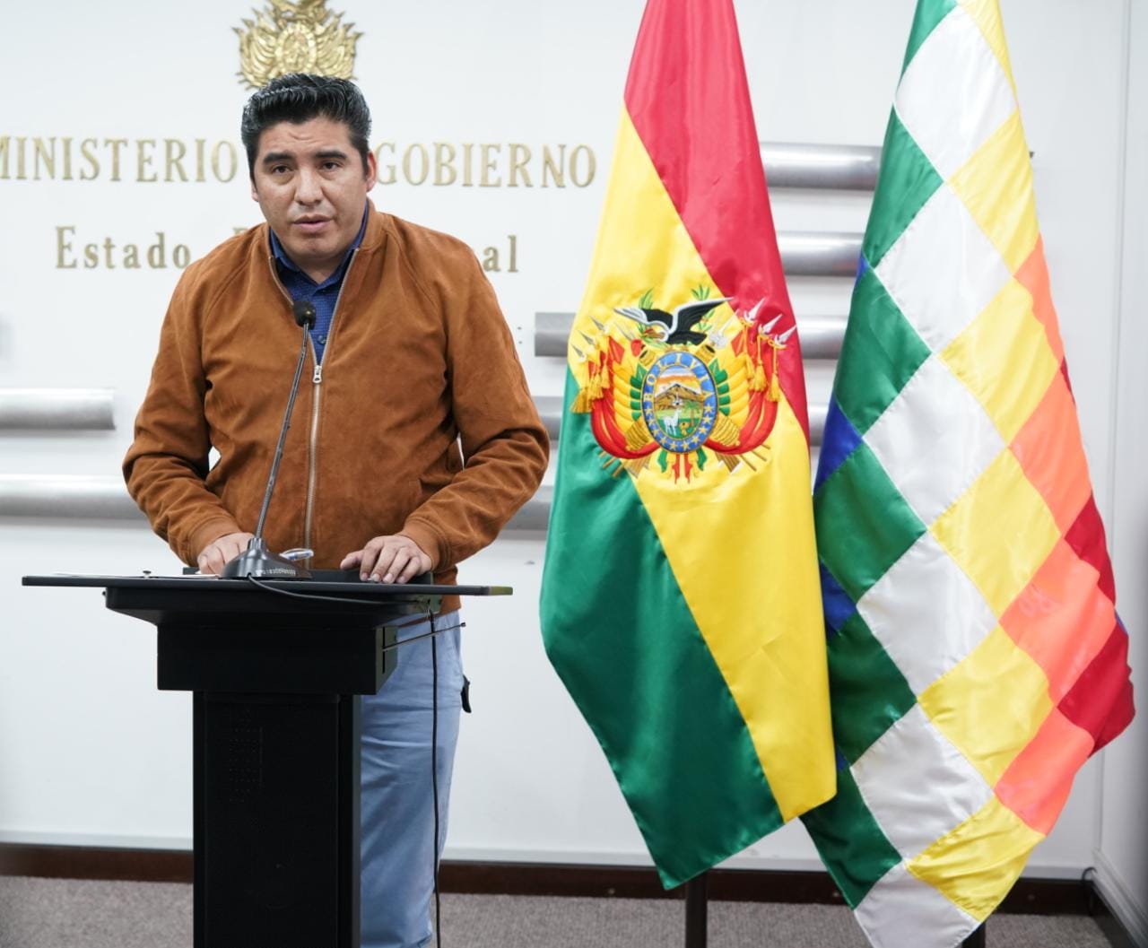 Régimen Penitenciario: Se permitirá el ingreso de un familiar y el médico de cabecera de Áñez al penal de Miraflores