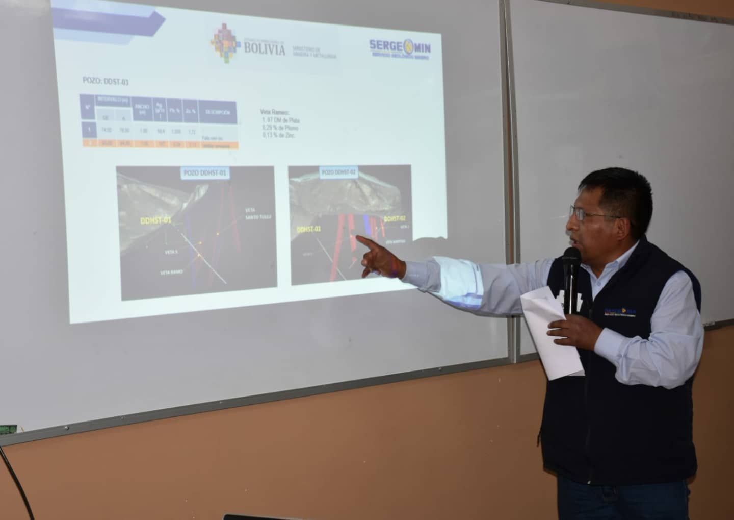 Comité para la preservación del Cerro Rico de Potosí halla buenos resultados en el área minera de Santo Tullu