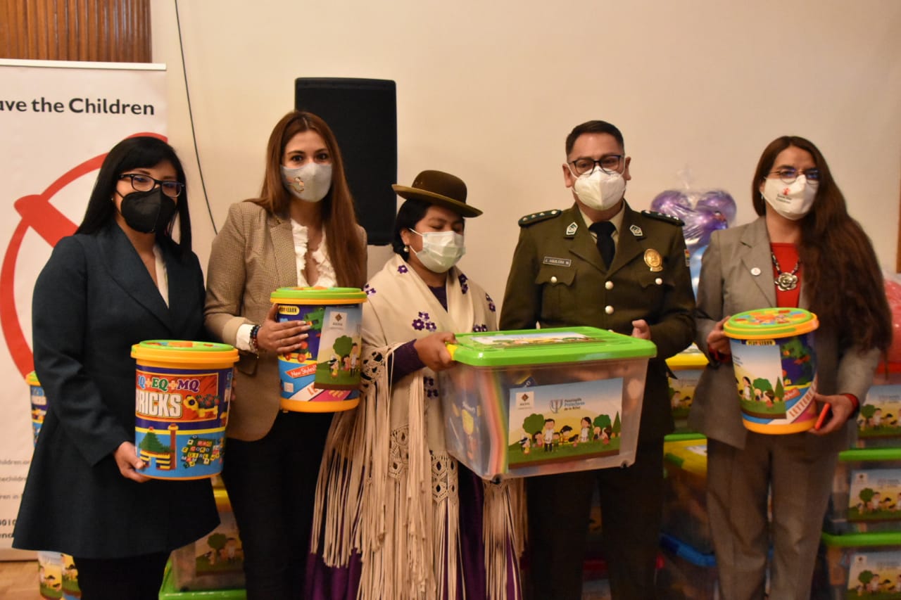 Presentan el programa nacional Psicólogos Protectores de la Niñez