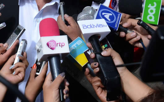 Anuncian certificación, cursos de post grado y vacunación masiva para periodistas