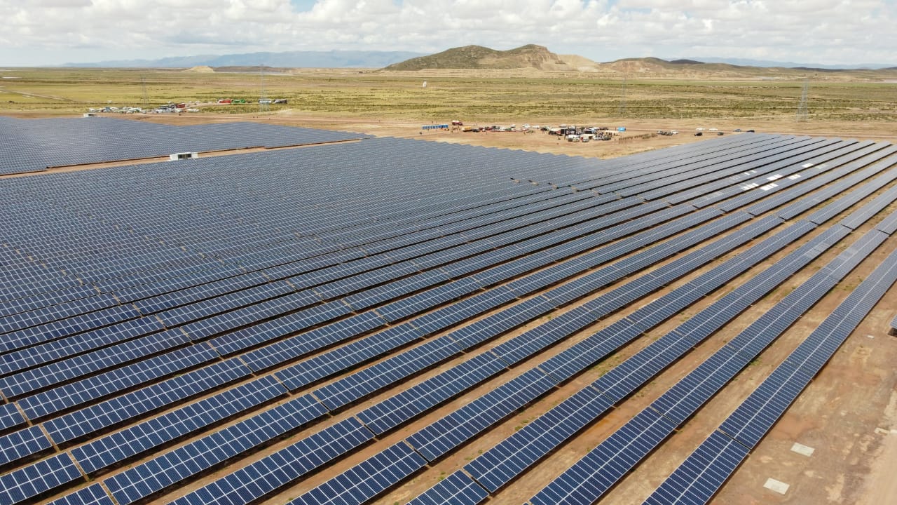 Ministro de Hidrocarburos: Oruro lidera la producción de energía limpia