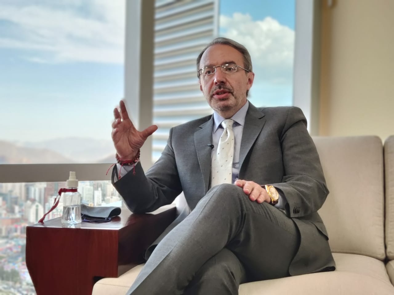 Seis meses de reconstrucción reactivan Bolivia