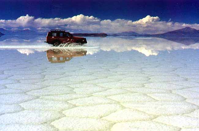 Limitan ingreso al salar de Uyuni por las intensas lluvias