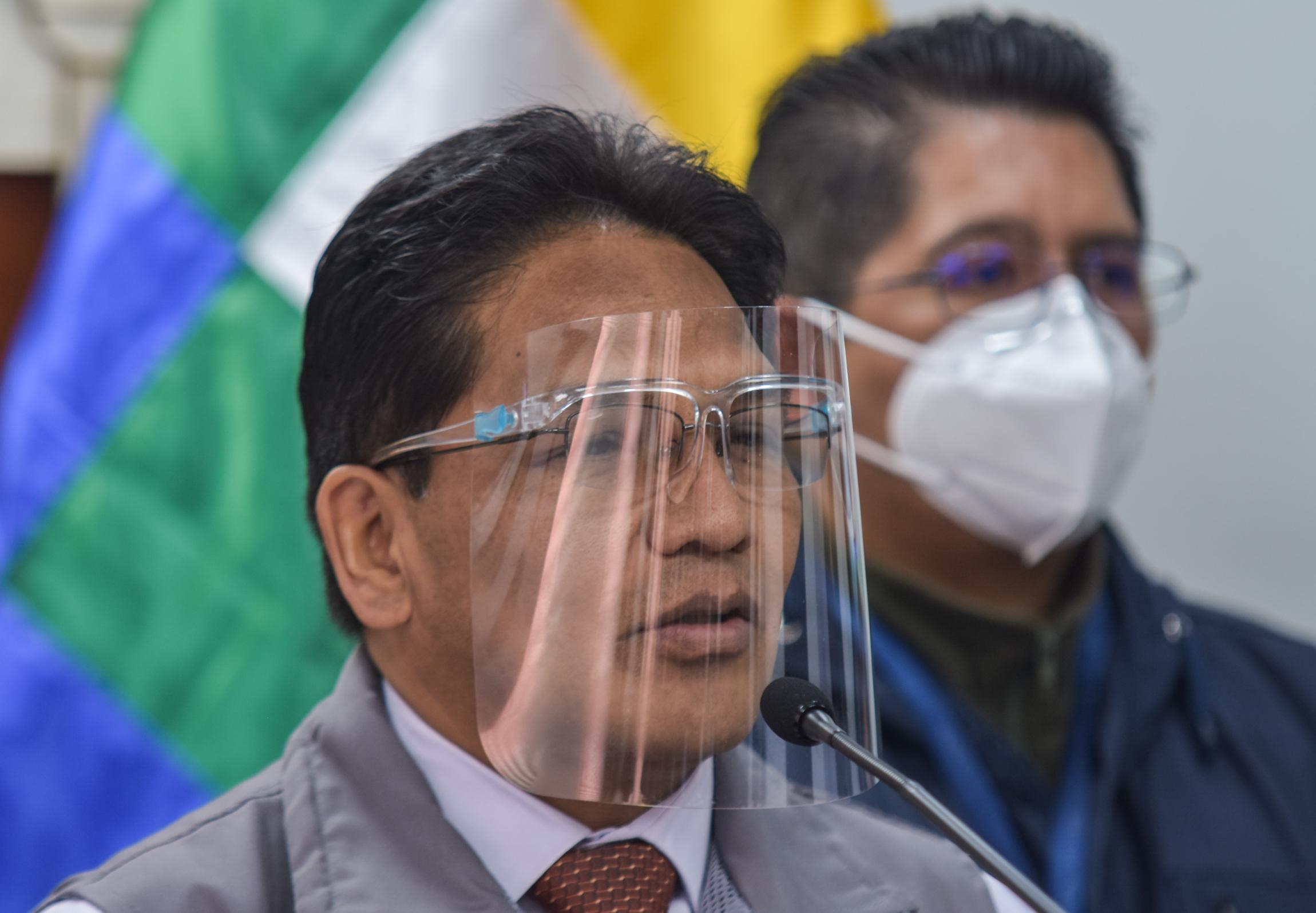 Silva desmiente tergiversaciones: “En ningún momento hemos dicho que se va a meter a la cárcel a quienes no se vacunen”