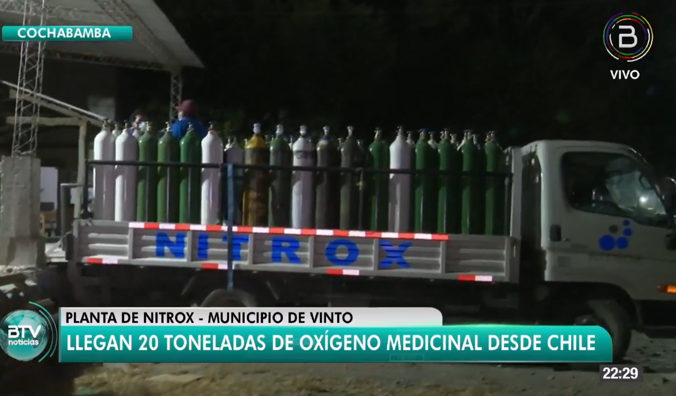 Llegan a Cochabamba 20 toneladas de oxígeno medicinal procedentes de Chile