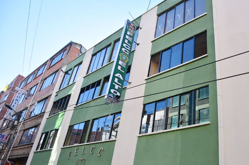 Tres delincuentes se llevan $us 235.000 de la cooperativa Porvenir en El Alto