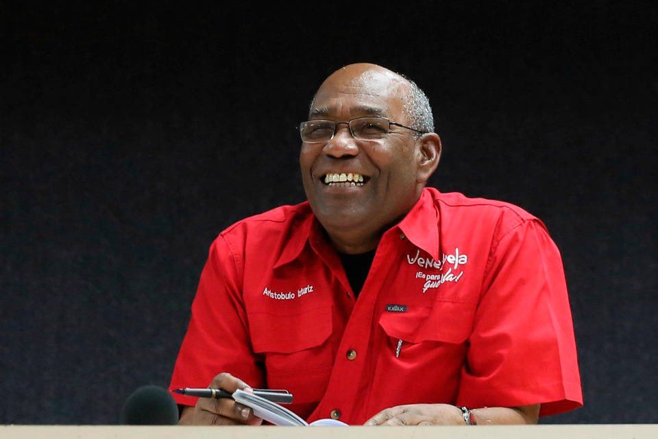 Presidente Arce expresa sus condolencias ante el fallecimiento del Ministro de Educación de Venezuela