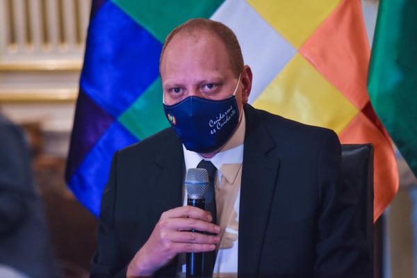 Bolivia coordina con países del G77 para campaña que plantea distribución equitativa de vacunas contra el COVID-19