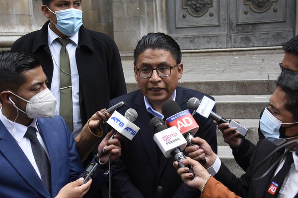 Ministro de Justicia: En Bolivia, no existe persecución, sino una clase política que asume la impunidad