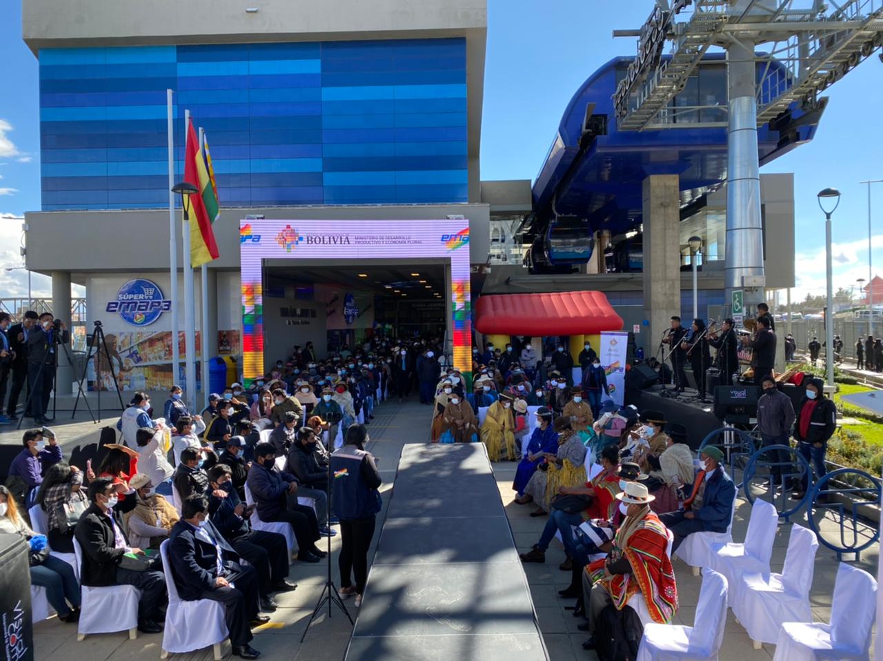 Inauguran nuevo Súper Emapa en la zona de Río Seco, El Alto